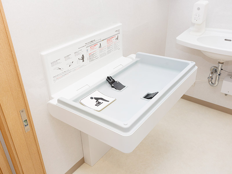 ベビーシート（トイレ内）